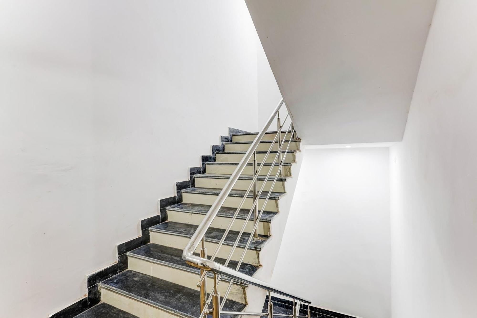 Super Hotel O Aravali Vihar Bhiwadi מראה חיצוני תמונה